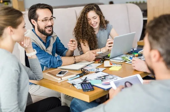 Curso de Formação Dinâmicas de Grupo